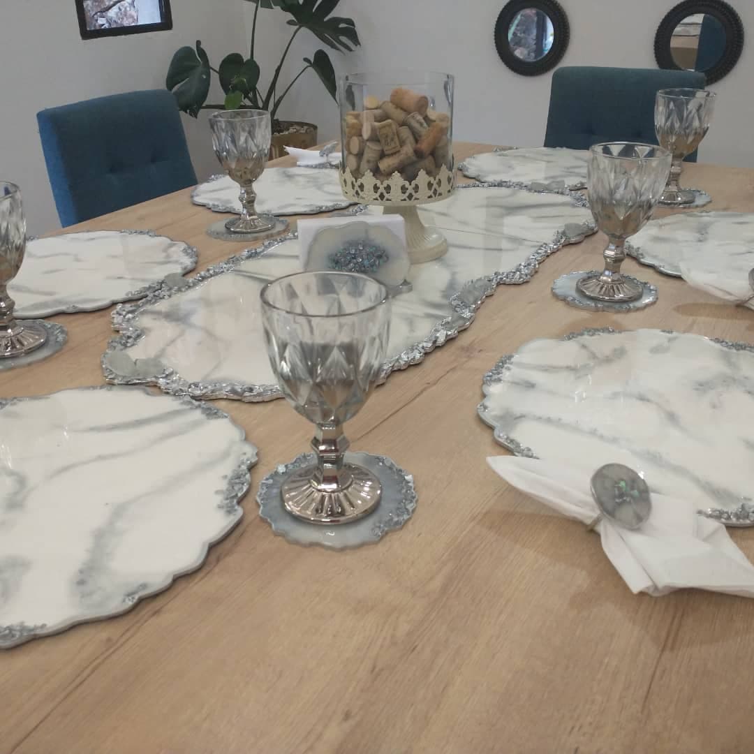 Table Runner — Marble Silver - View 3