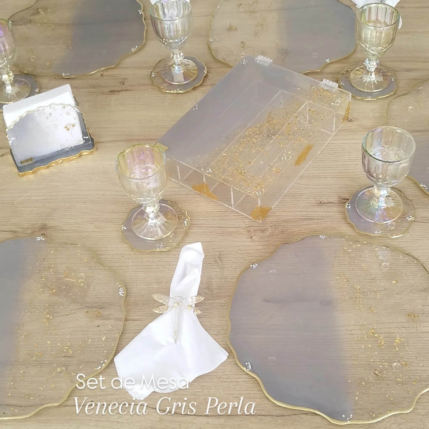Placemat Set — Venecia Gray Light