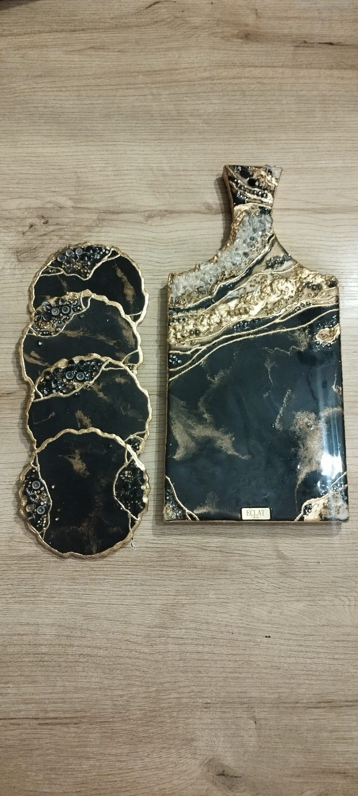 Serving Board — Night